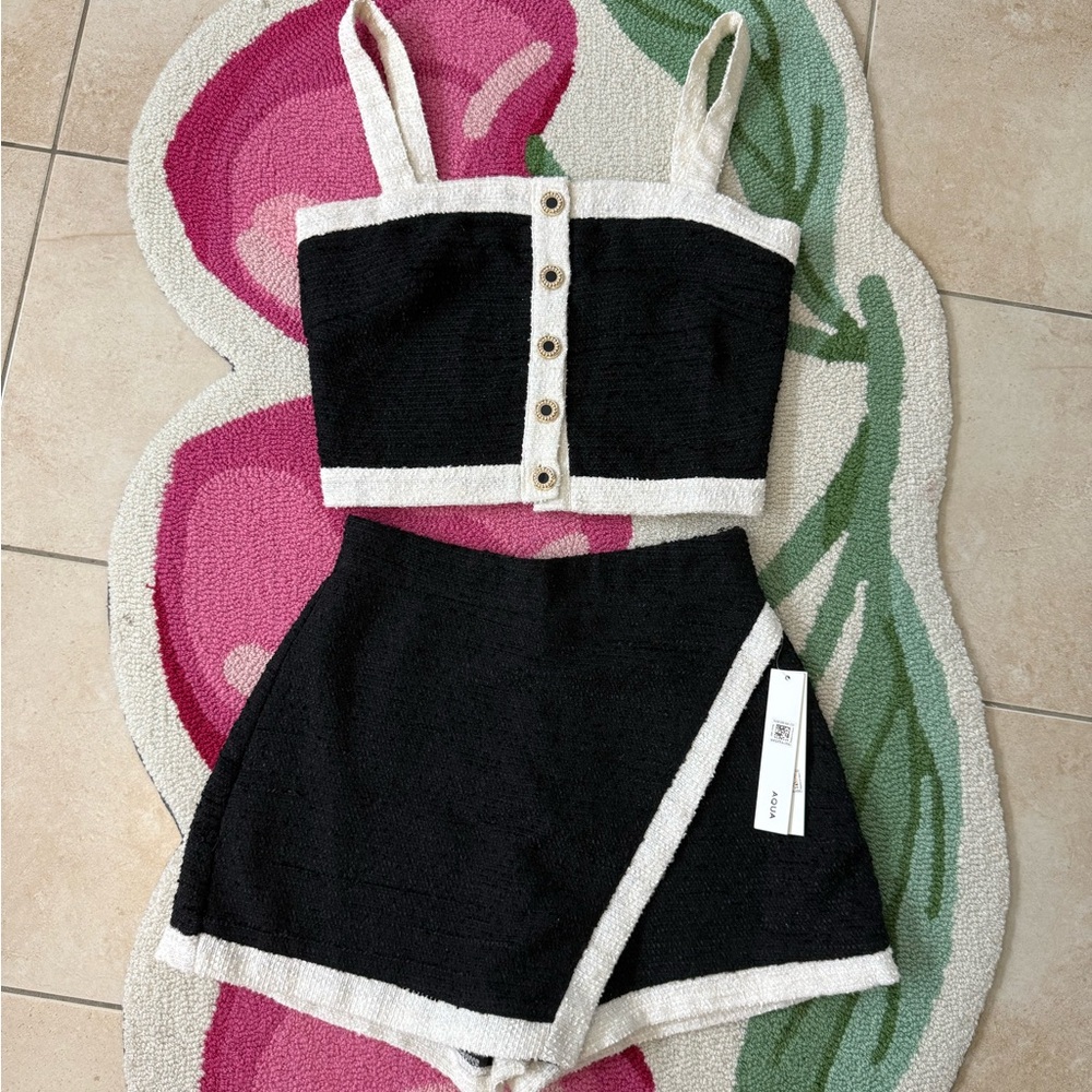 Aqua Black and Cream Textured Garment